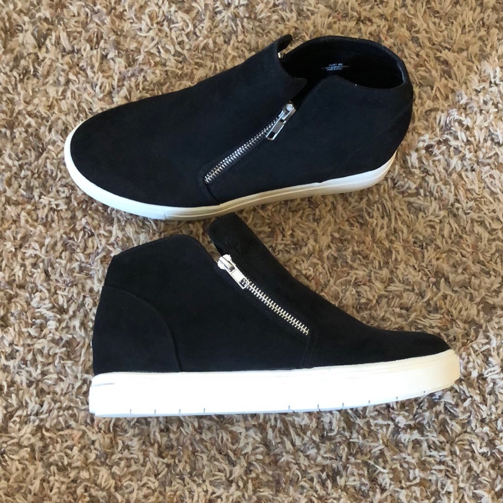 Wedge shoes